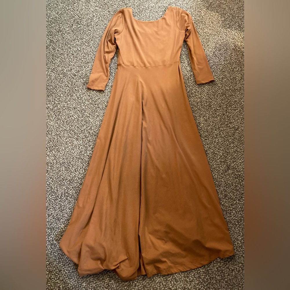 Demylee Dress Never worn dress